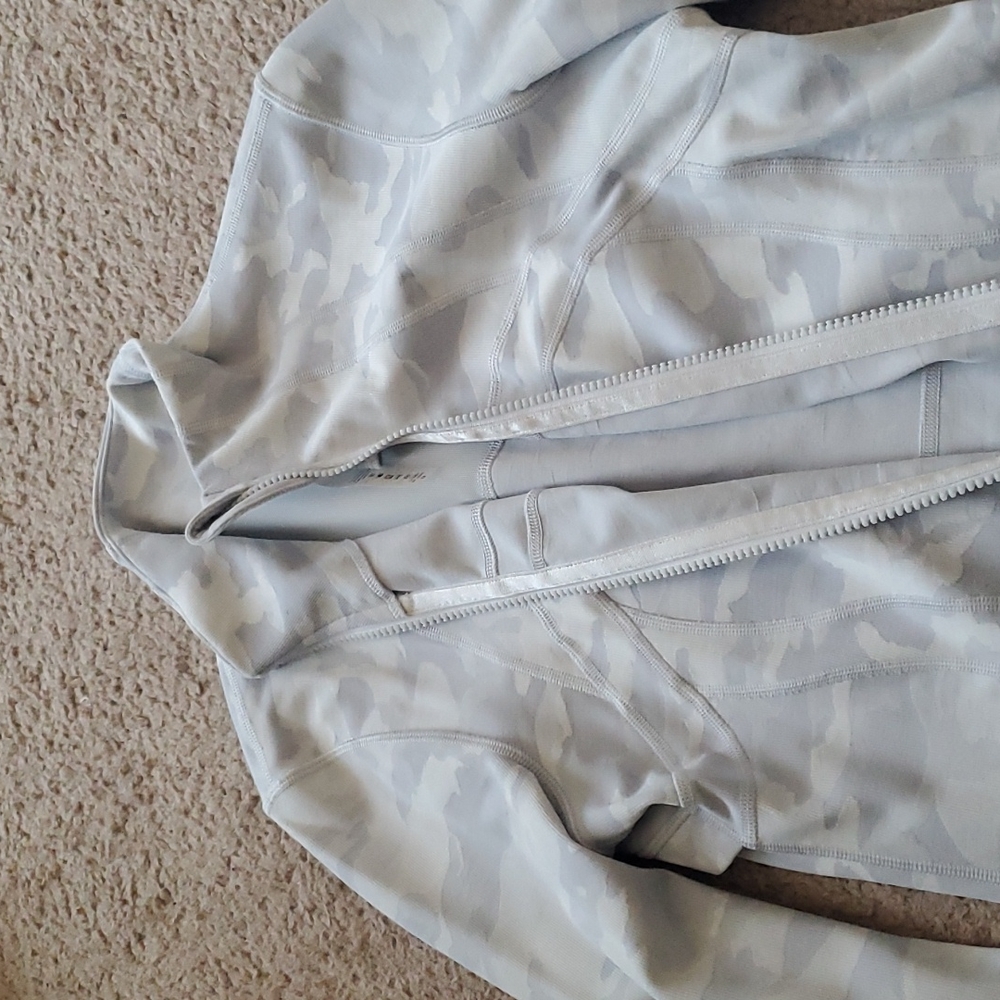 Lululemon white camo Define jacket
